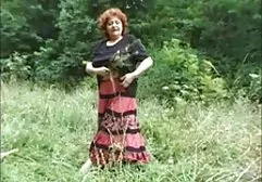 مادرم من را تحت بازگشت به خانه وسوسه سیکس خواهربرادر کرده است