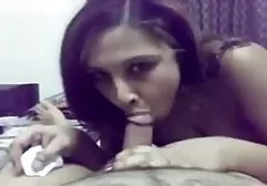 دو برده دستبند برهنه که توسط خانم مچاله شده بودند سکس دختر با برادر