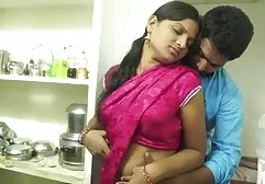معلم MILF داغ نوجوان گربه و سکس زوری خواهر برادر خروس می شود