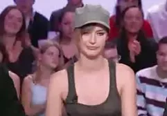 Aehm Hallo عکس سکسی خواهر برادر - Geht es noch ؟!