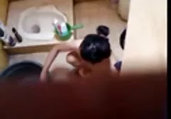 22 گرم gf که به اتاق سوپر خواهر برادر bf می آید برای سرگرمی HV