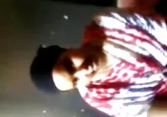 او مادر و نوجوان خود را در کنار هم پیدا می دانلودسکس خواهربرادر کند